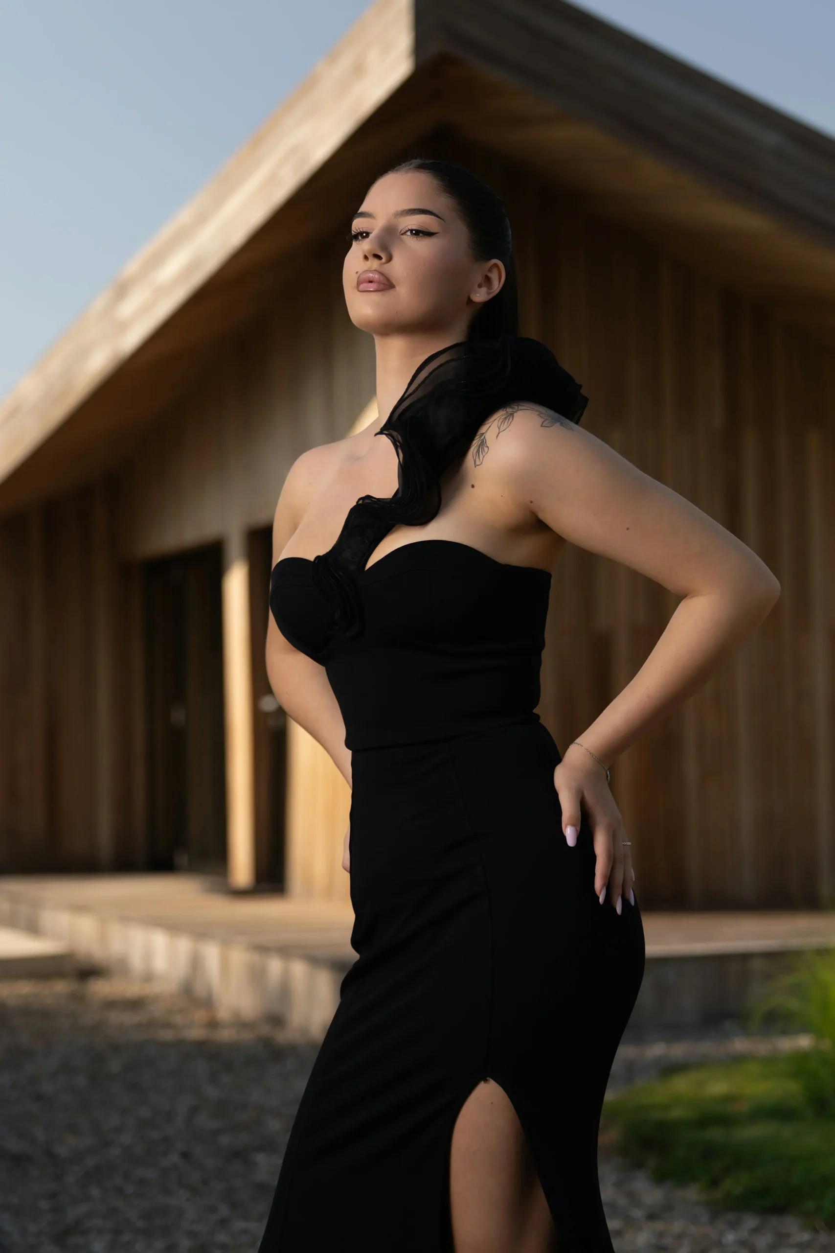 Rochie lungă neagră MIRUNA – Nourra Design