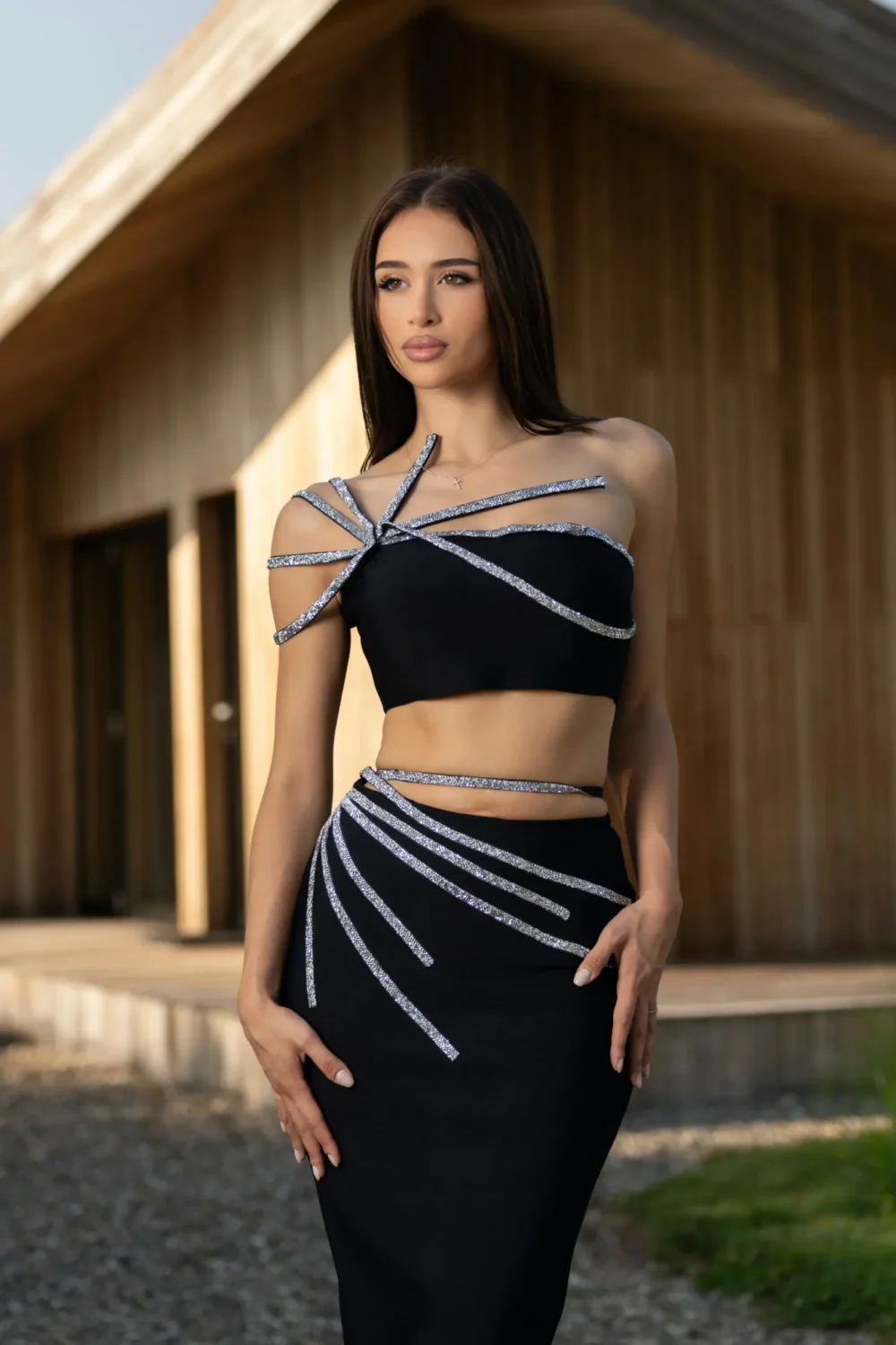 Set OZAİ negru cu baghete argintii din material elastic – Nourra Design